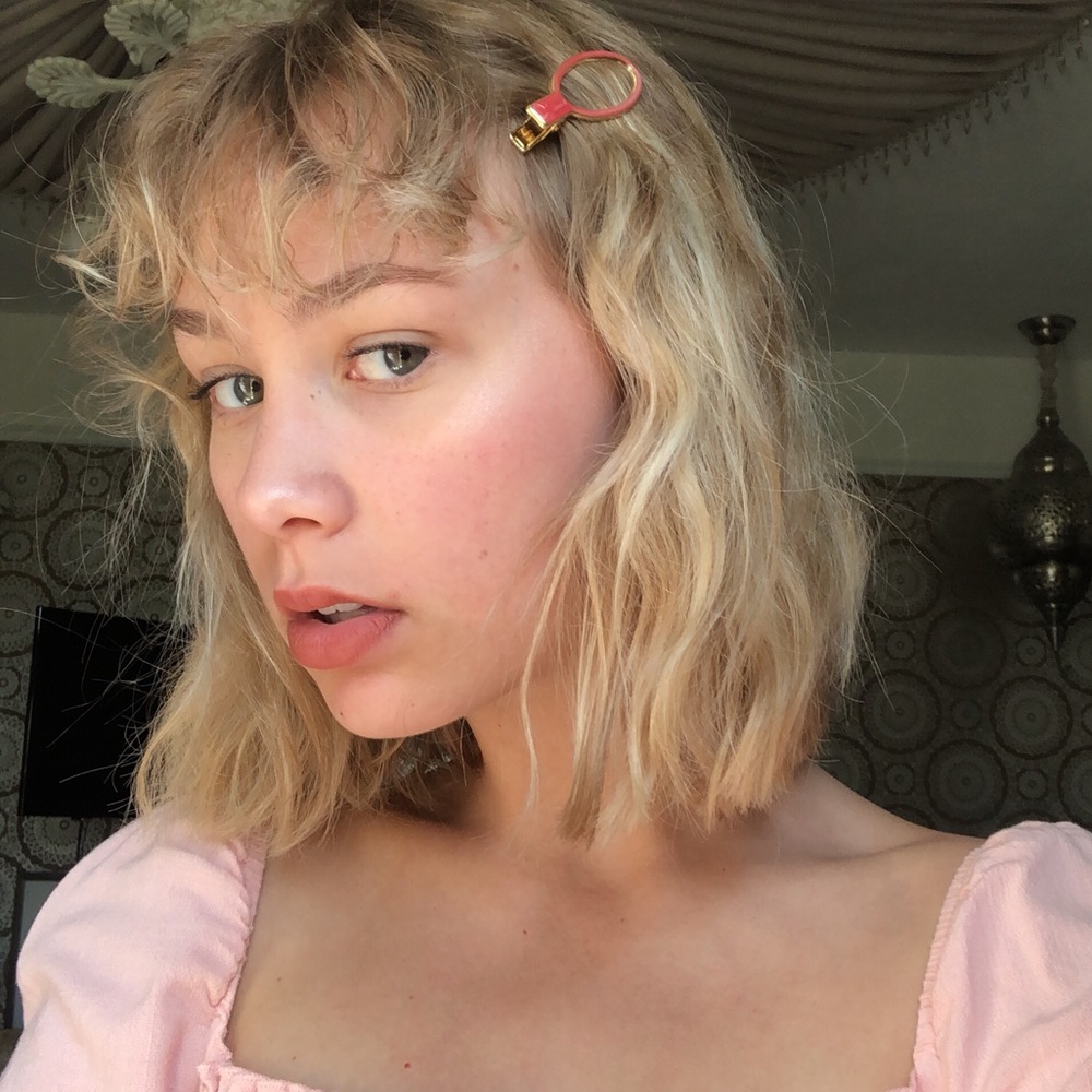 Meet your Posher, Isabella